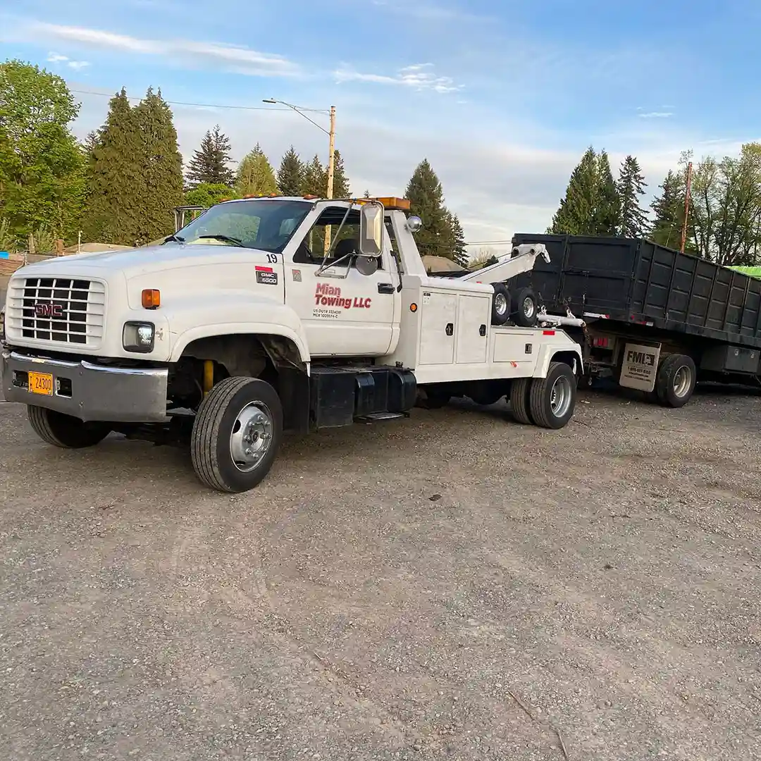 Mian Towing job photo 3